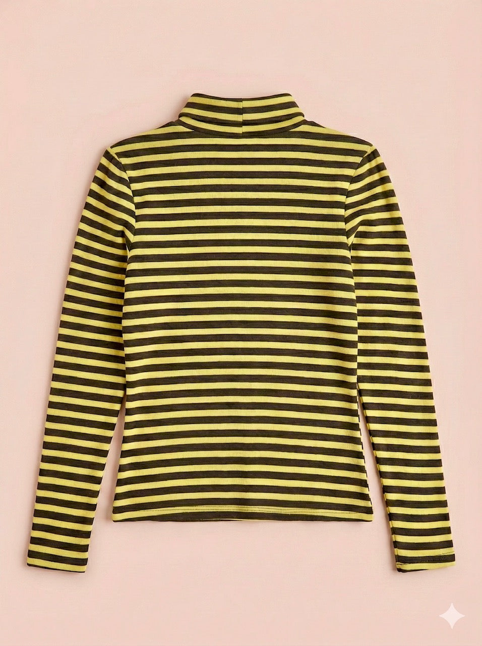 Camiseta rayas cuello alto