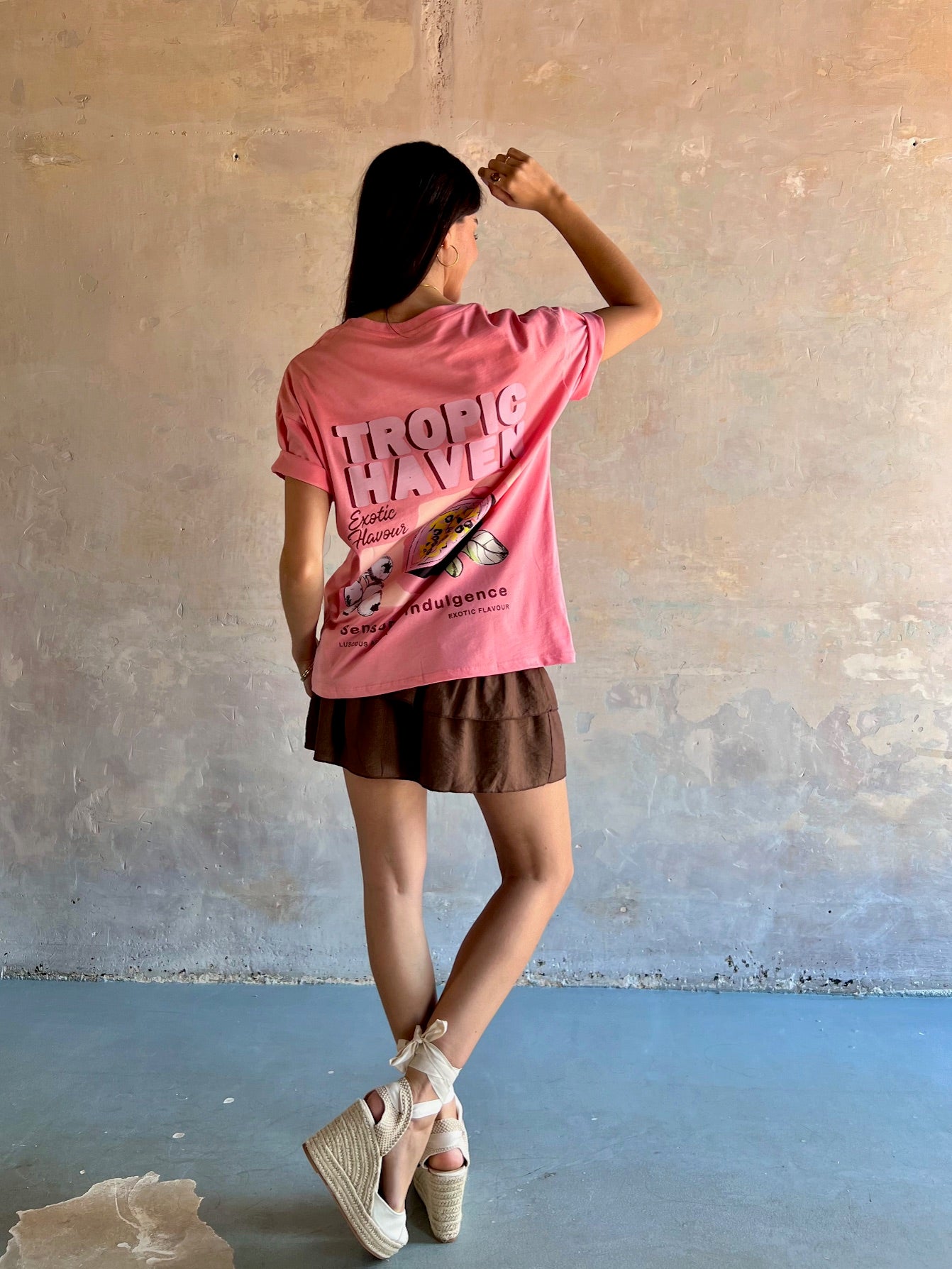 Camiseta Tropic Haven