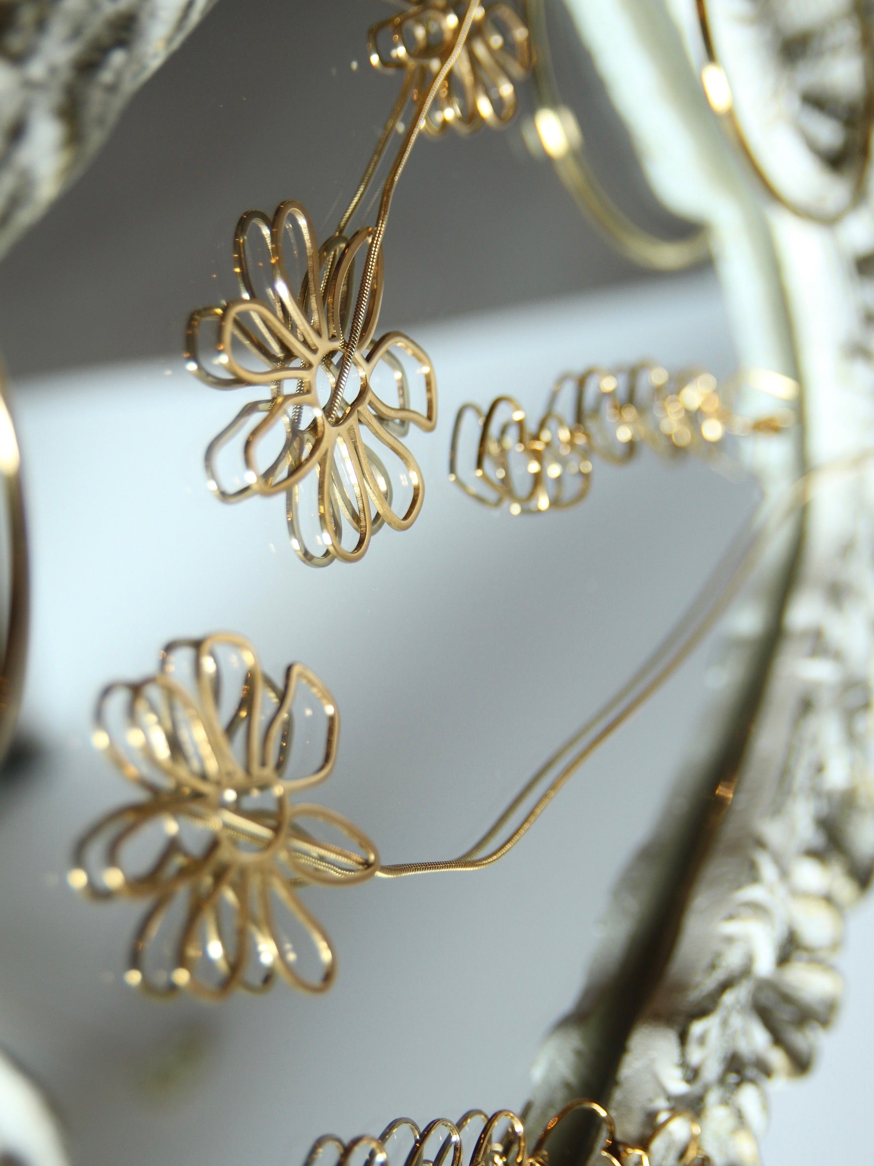 Collar cinturón margaritas