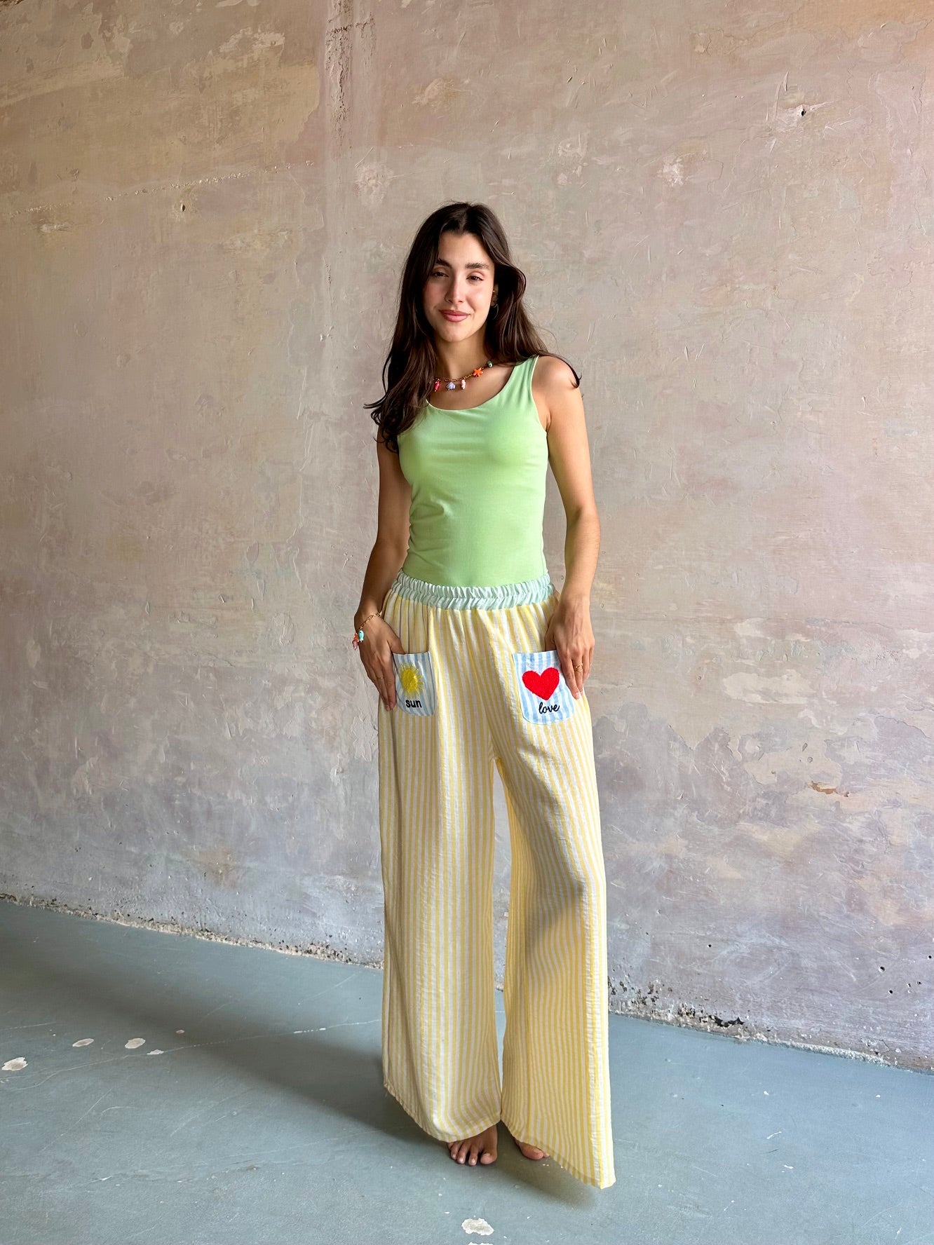 Pantalón sun and love