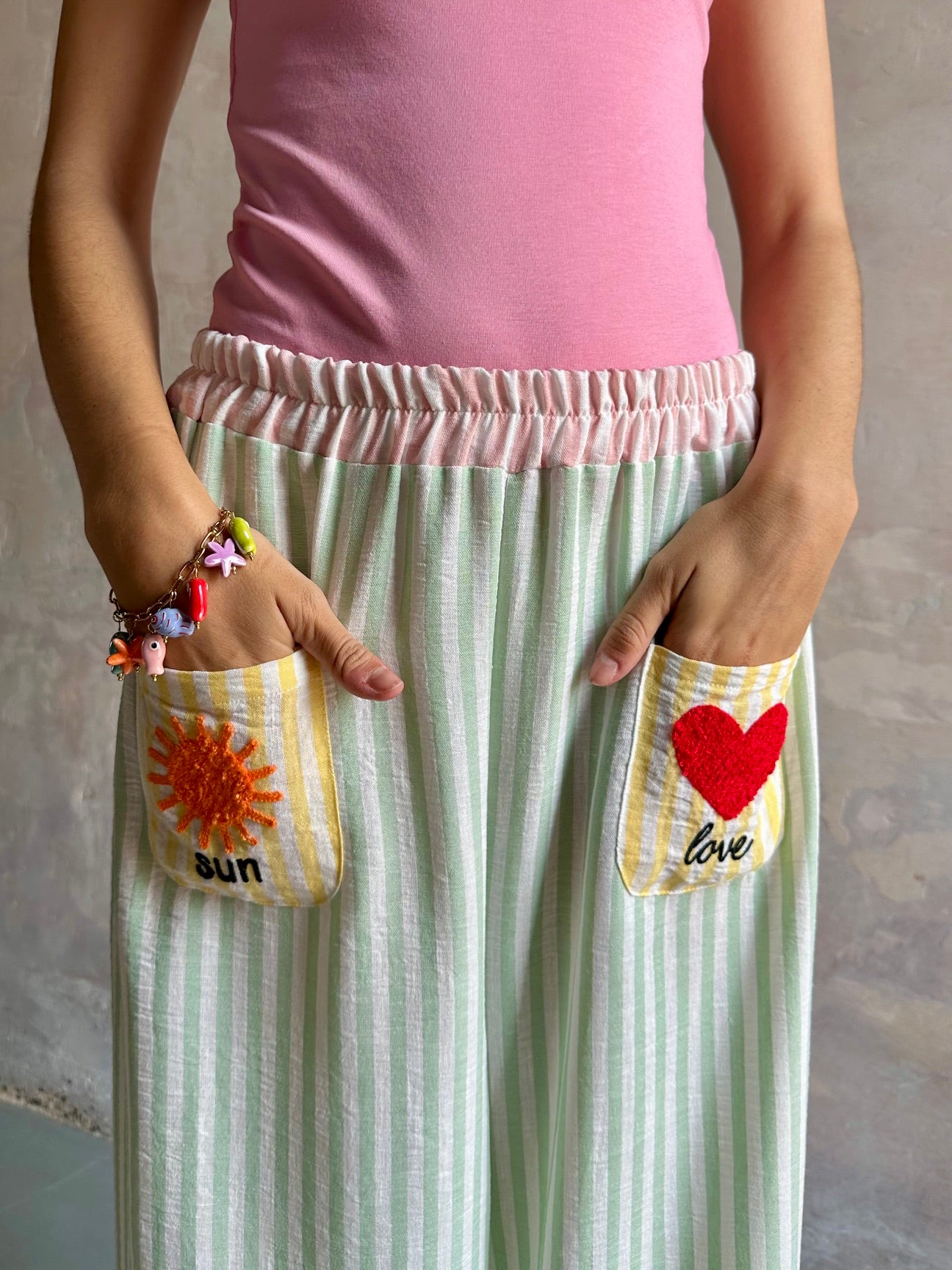Pantalón sun and love