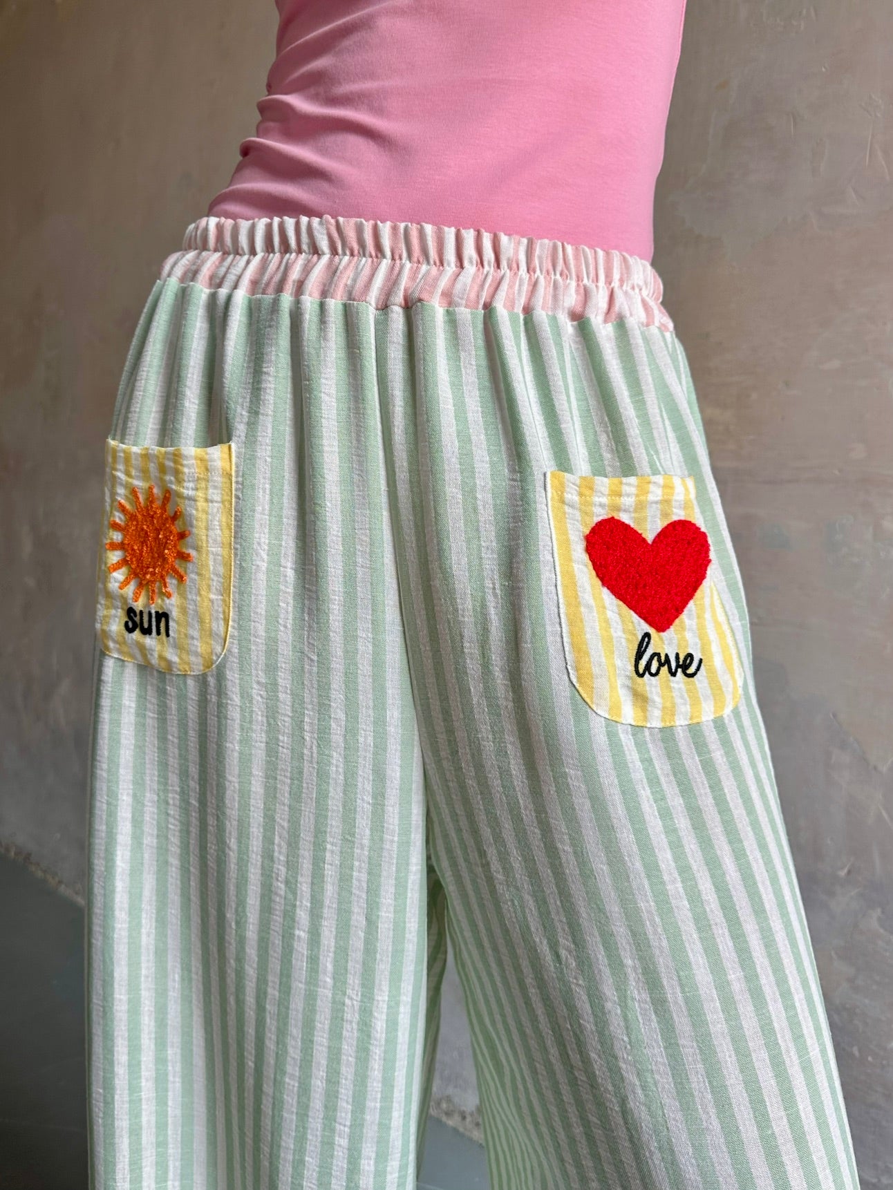 Pantalón sun and love