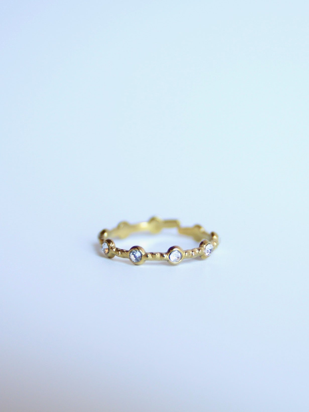 Anillo circonitas blancas