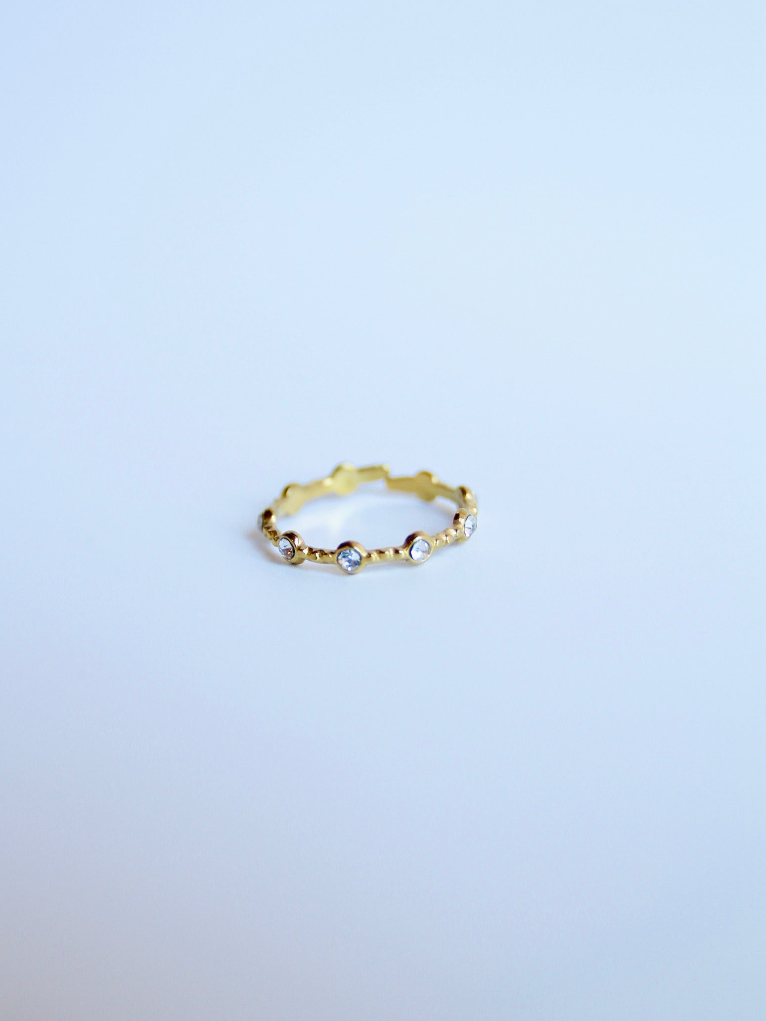 Anillo circonitas blancas