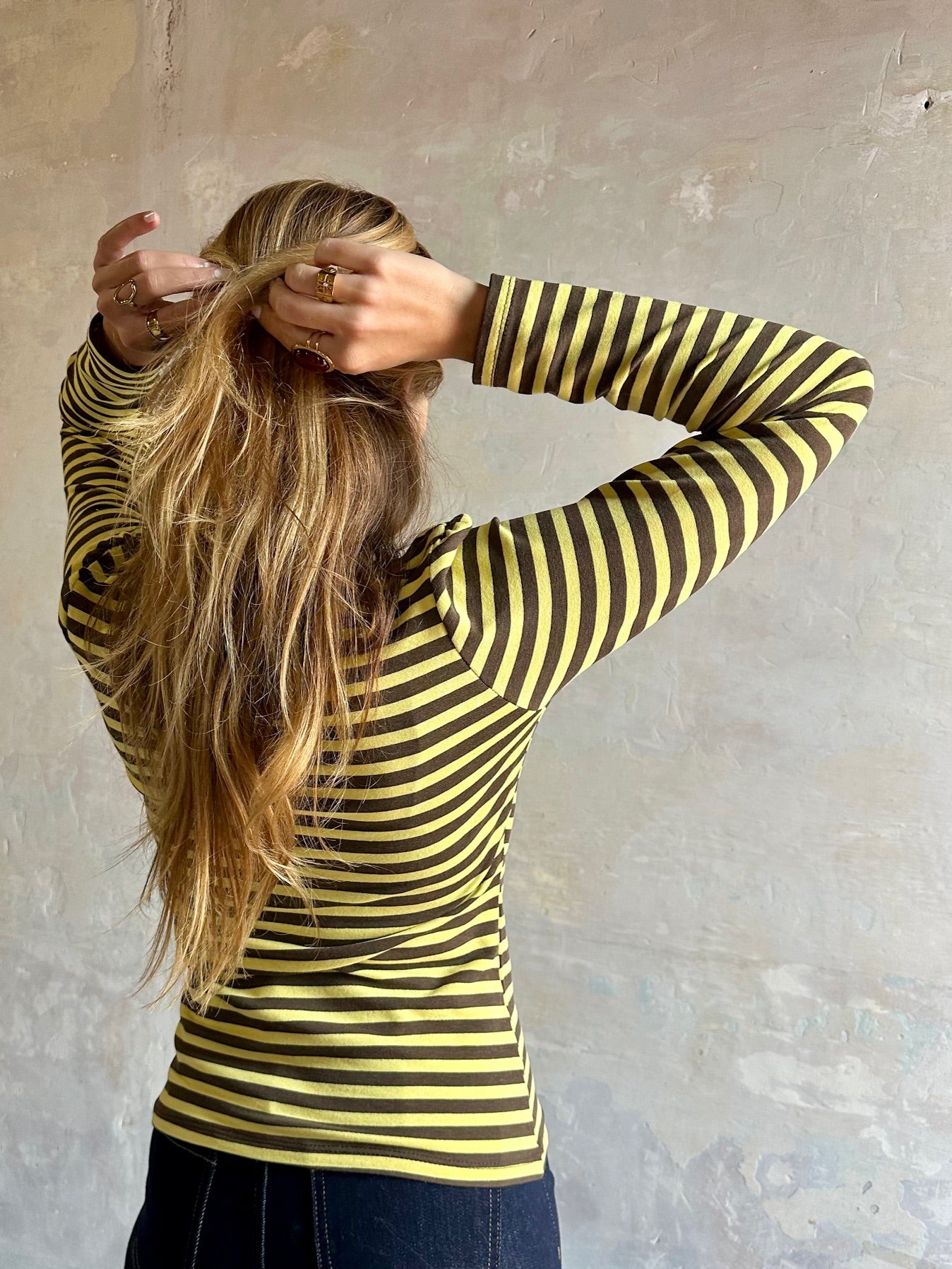 Camiseta rayas cuello alto