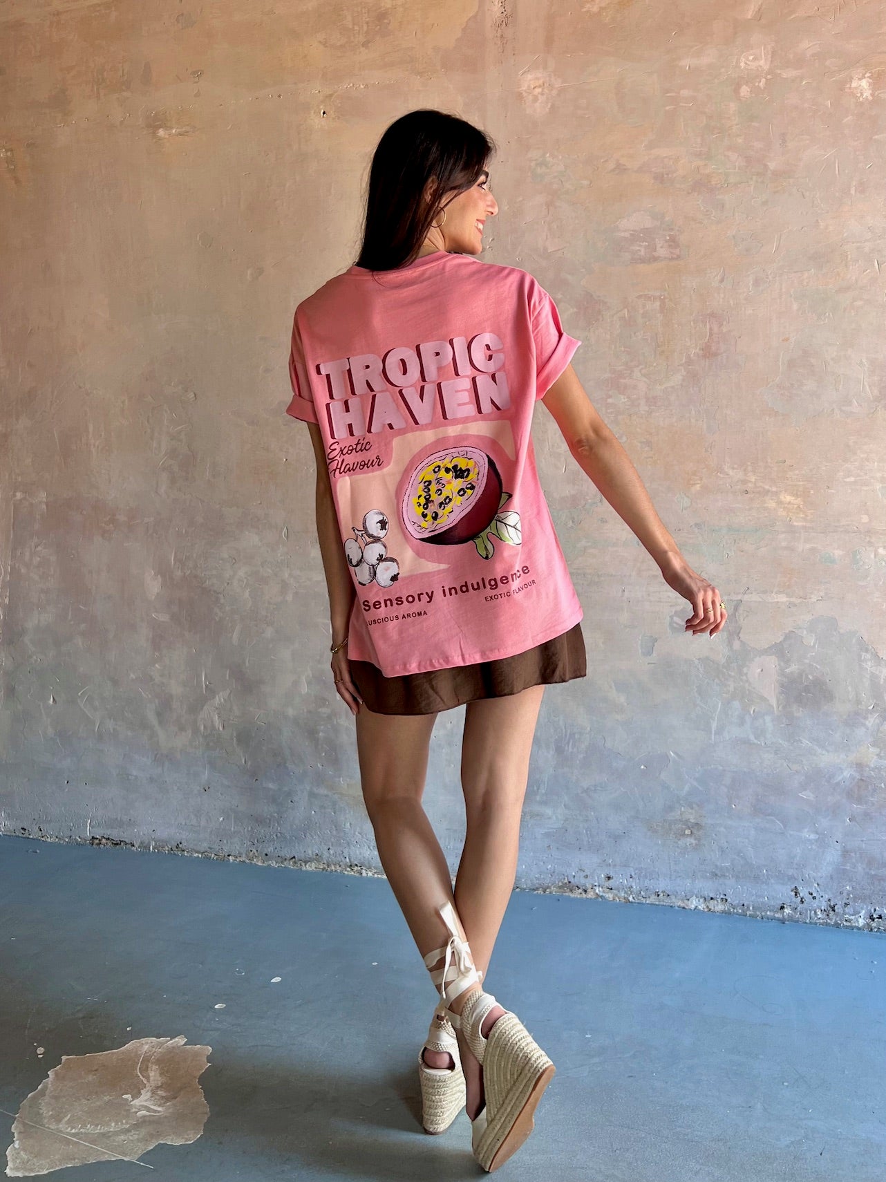 Camiseta Tropic Haven