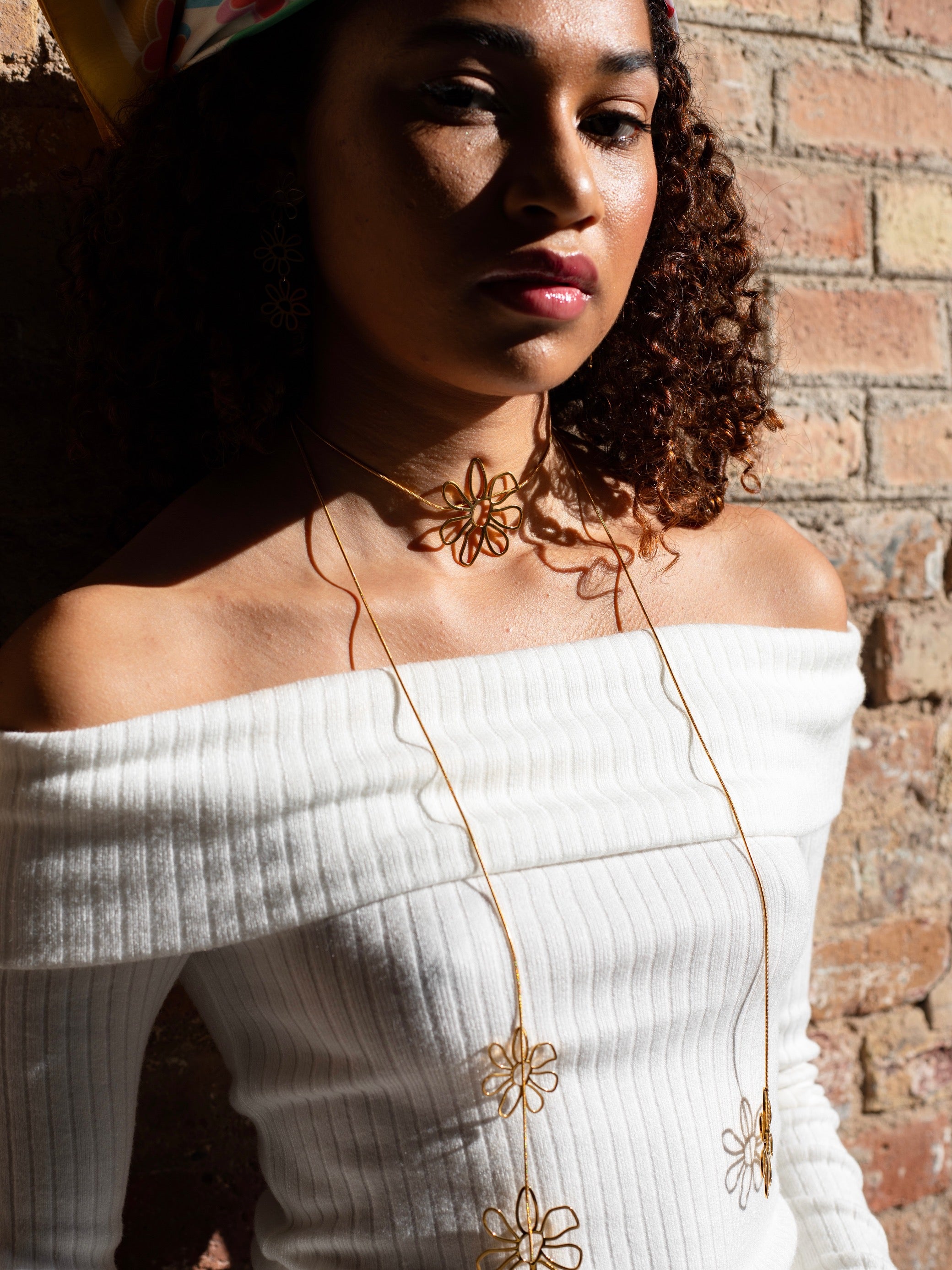 Collar cinturón margaritas