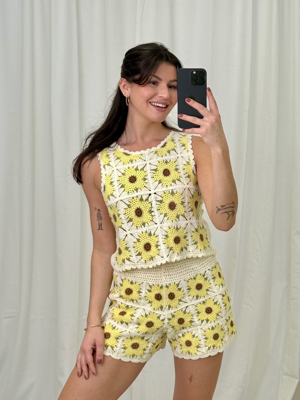 Short crochet flores
