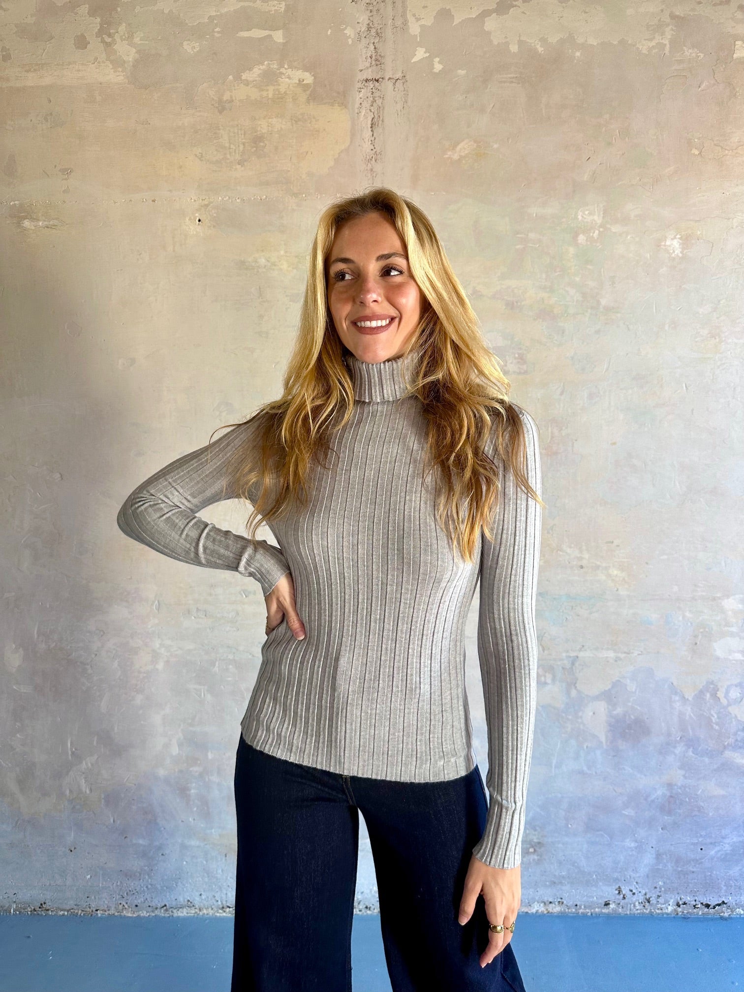 Jersey canalé cuello alto