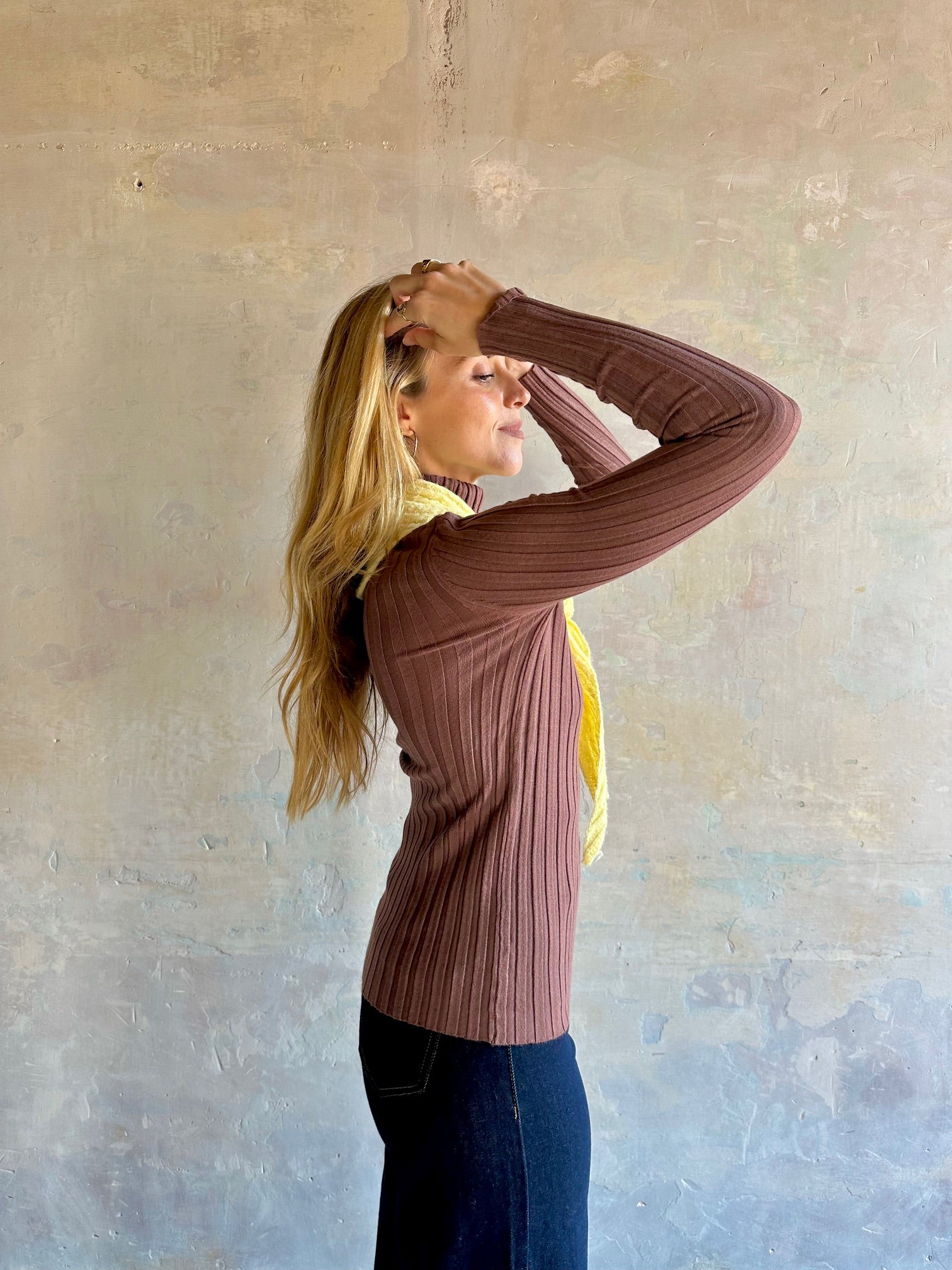 Jersey canalé cuello alto