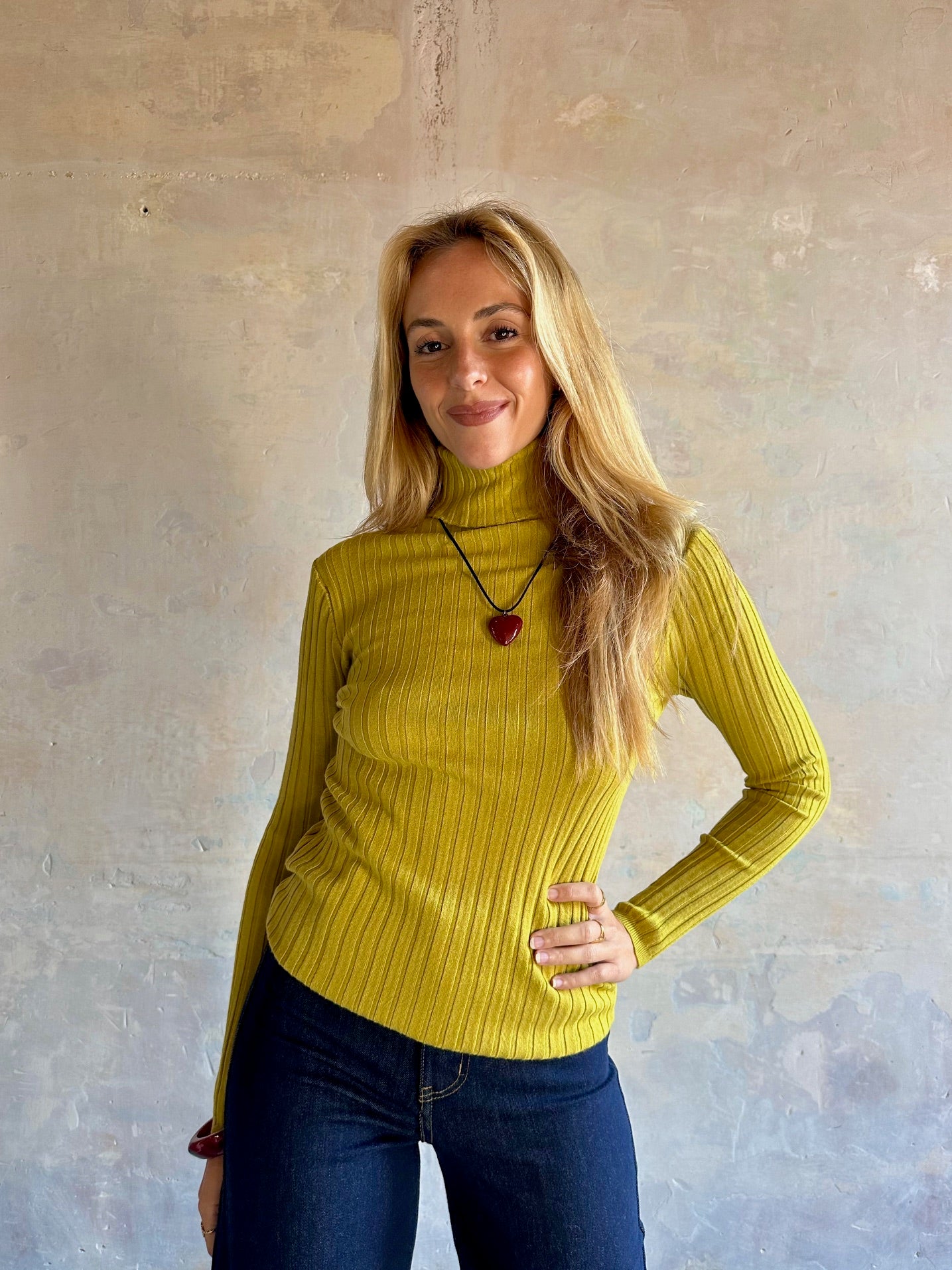 Jersey canalé cuello alto